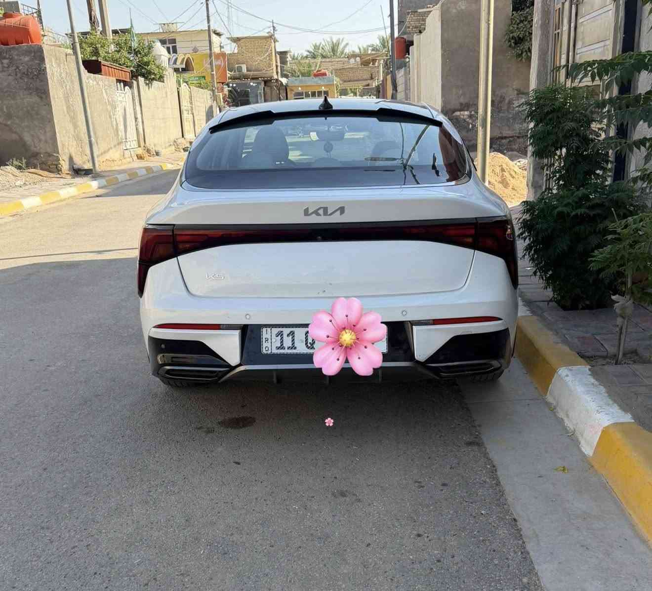 السلام عليكم K5مديل 2024 خليجي 
 رقم بغداد بأسمي 
فول بيها صبغ بلبابين وسونار موجود بالصور ماشيه 46محرك2500 تنفس طبيعي 
كربلاء طوريج

***********
