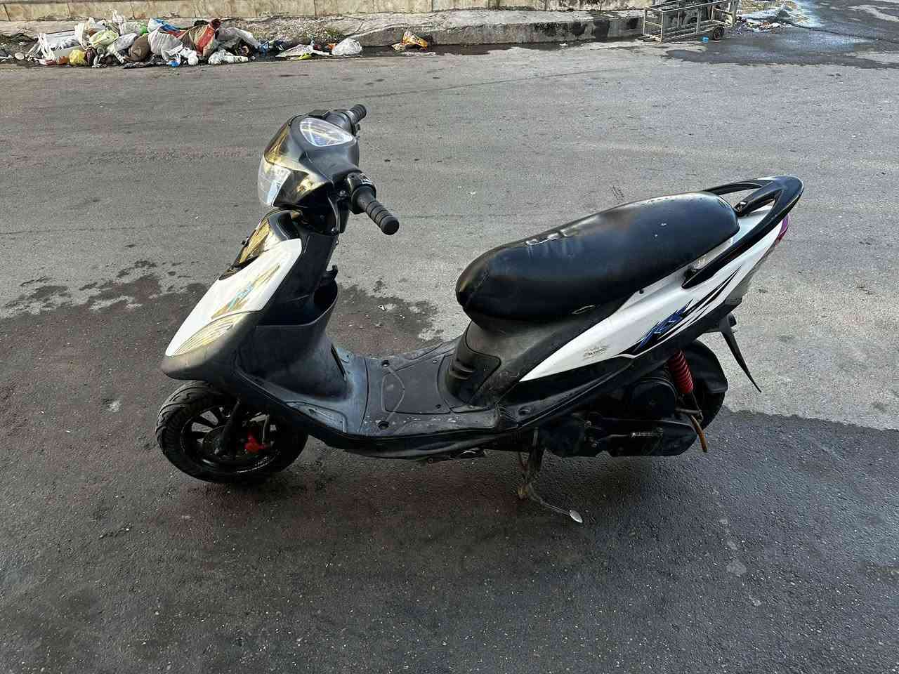 السلام عليكم ماكس عدله للبيع الدراجه كامله كل نقص مابيها كامله من كلشي الدراجه شلعه ومعدل كلها بلاديه الدراجه صالنصه FM رياضي السعر 625 وبيها مجال حك الجيه رقم ***********
