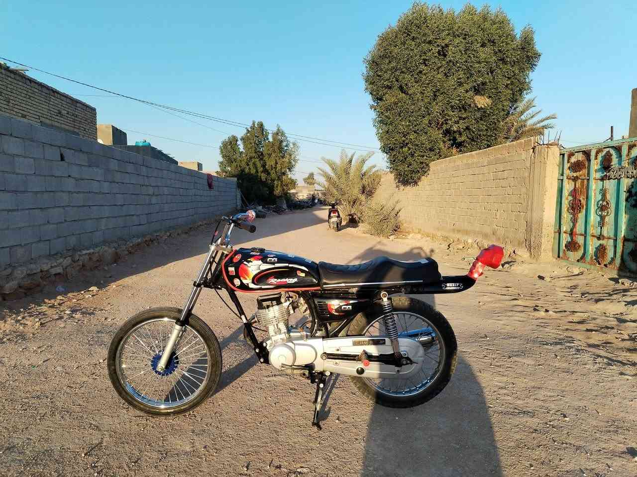 سلام عليكم دراجه البيع كلك شاصي 21اصلي اب 575وبيه مجال  وعلي دراجه تخبل بس نصبته كلش كافيه هاذ رقمي ***********
