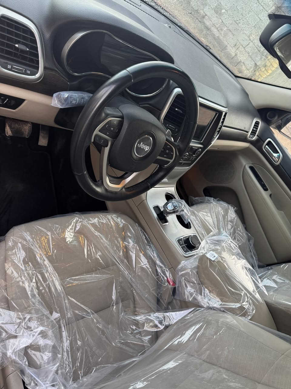 سلام عليكم جيب لاريدو 2014لمتد خليجي كفالة عامة شرط شرط بعدهة بالزكات الشركة شرط الفحص من ضربة وطخة وفتح وصبغ شرط الفحص ادوات حديدة كفالةالسرقة والعشاير والنتربول العنوان البصرة ***********
