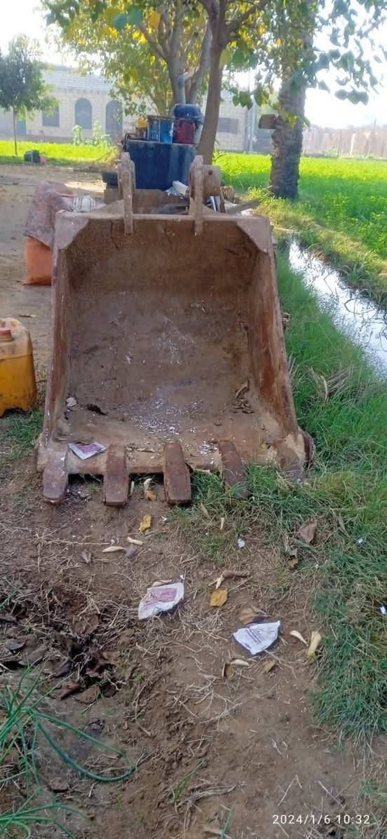 باكت نشوي يركب على حفار 120 او 130 بنز 65

ت/ 01144132039


**إذا كنت صاحب هذا الإعلان وتريد حذفه لأي سبب، رجاءا أرسل رسالة إلى الدعم الفني**