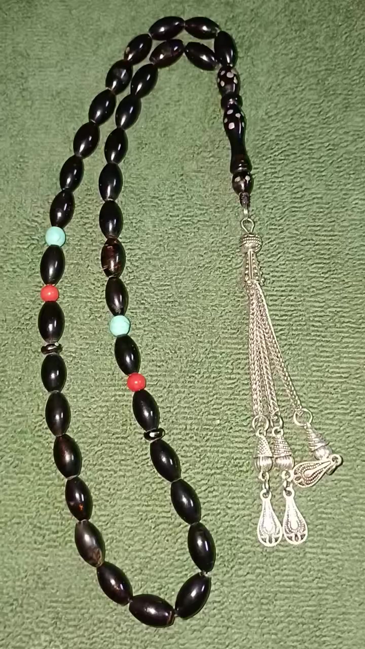 مسبحه يسر والشرابه انتيمون بسعر ١٨ الدينار للتواصل هاني ٠٧٨٦٠٤٨٠٧٦


**إذا كنت صاحب هذا الإعلان وتريد حذفه لأي سبب، رجاءا أرسل رسالة إلى الدعم الفني**