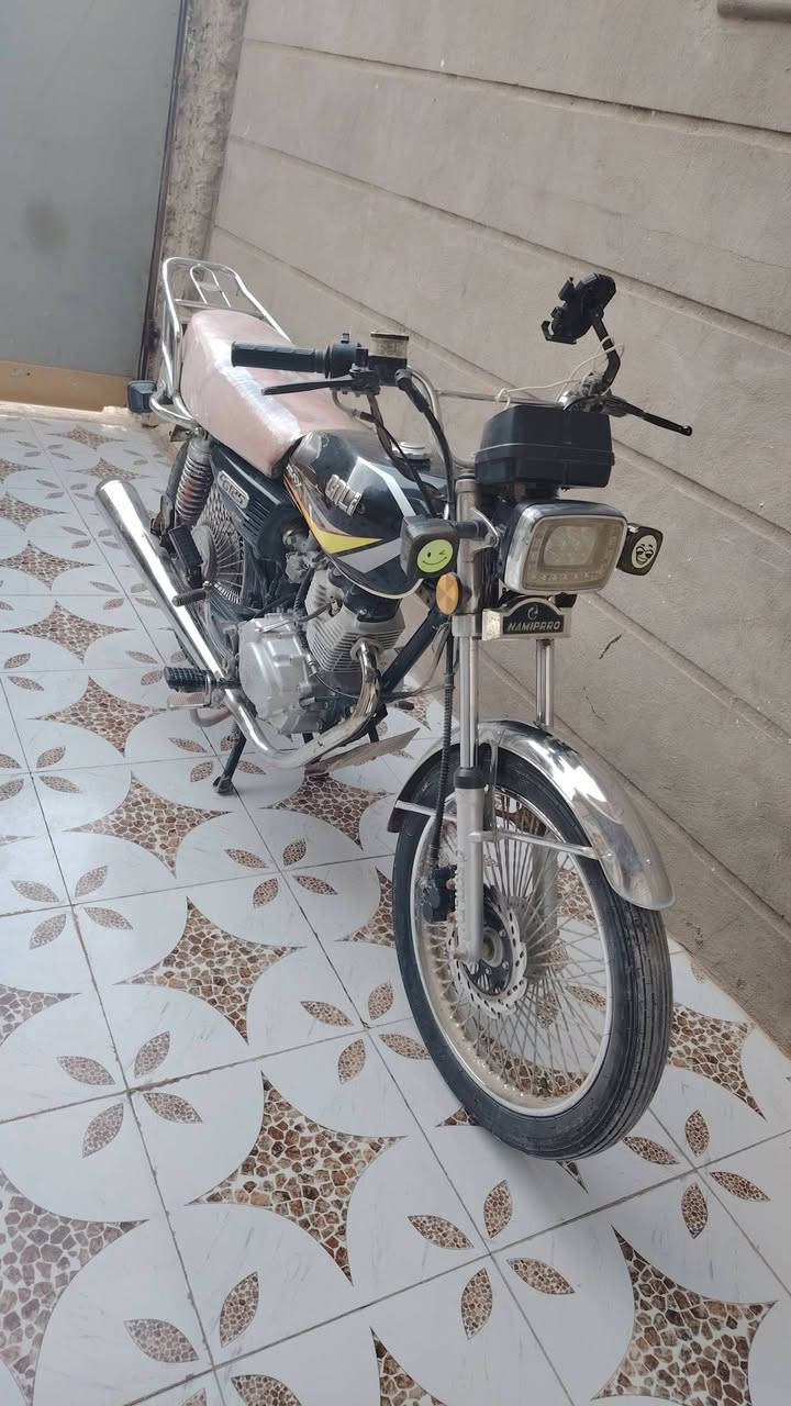 تايكر ٢٠٢٣ أوراق اصوليه شرط مكينه مامفتوحه السعر ٤٥٠ وبيه مجال مكاني حله السياحي ***********
