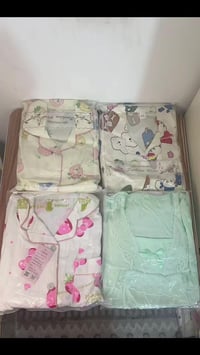 ملابس نسائية • أسعار مناسبة • عروض