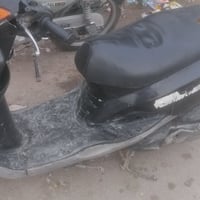 دراجه بريز للبيع السعر ٣٠٠ وبيهة مجال العنوان بغداد رقم الهاتف 0777040...