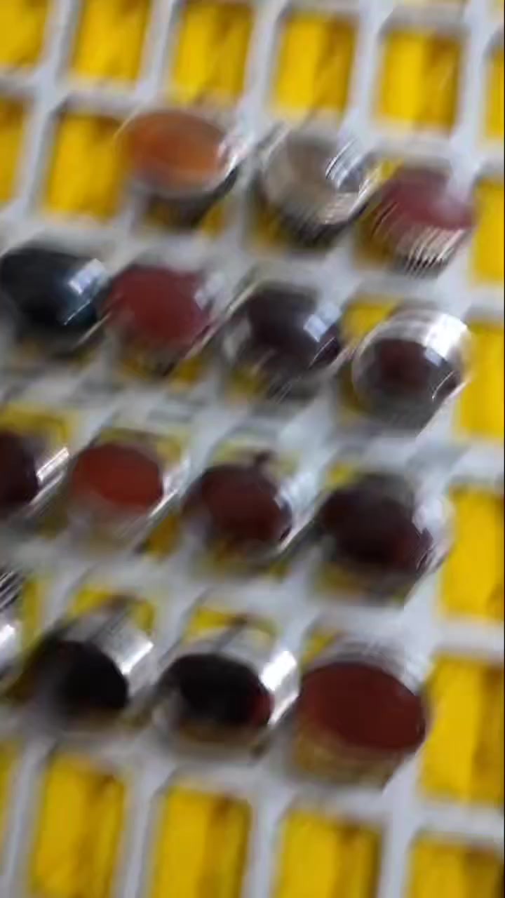 مرحبا اختار لمحبس ليعجبك وانطيك سعر


**إذا كنت صاحب هذا الإعلان وتريد حذفه لأي سبب، رجاءا أرسل رسالة إلى الدعم الفني**