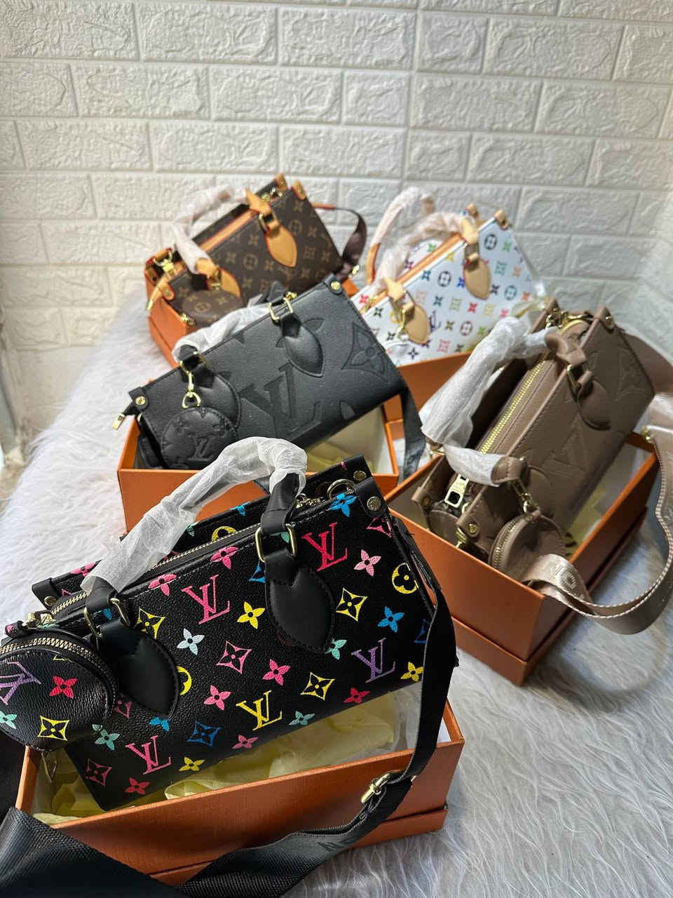 جملة و مفرد  …
حقائب كوالتي عالي 
تواصل معنا 🌸👌🏻
لدينا خدمة التوصيل لجميع محافظات العراق 🚕
📞  WhatsApp ***********.               
#العراق #الجملة #الشنطة #بصرة #بغداد #كربلاء #نجف #النجف #كركوك #كردستان. #الموصل #الكوت #السماوة  #حلة #الموصل #دهوك #زاخو #اربيل
