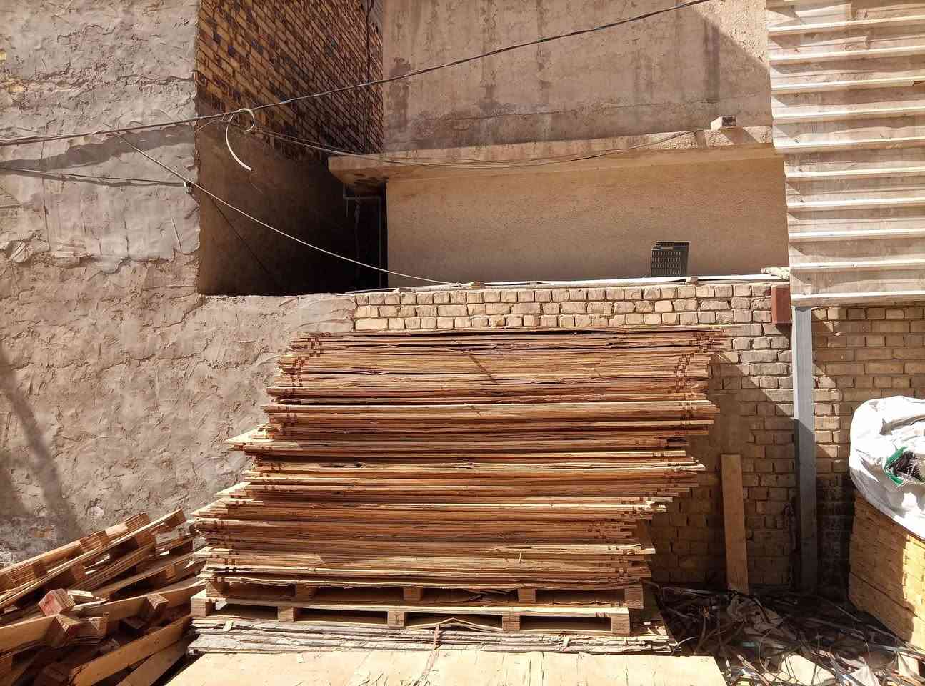 مكبوس 18ملم للبيع العدد 550قطعه العرض 110وطول 240نظافته90بالميه***********
