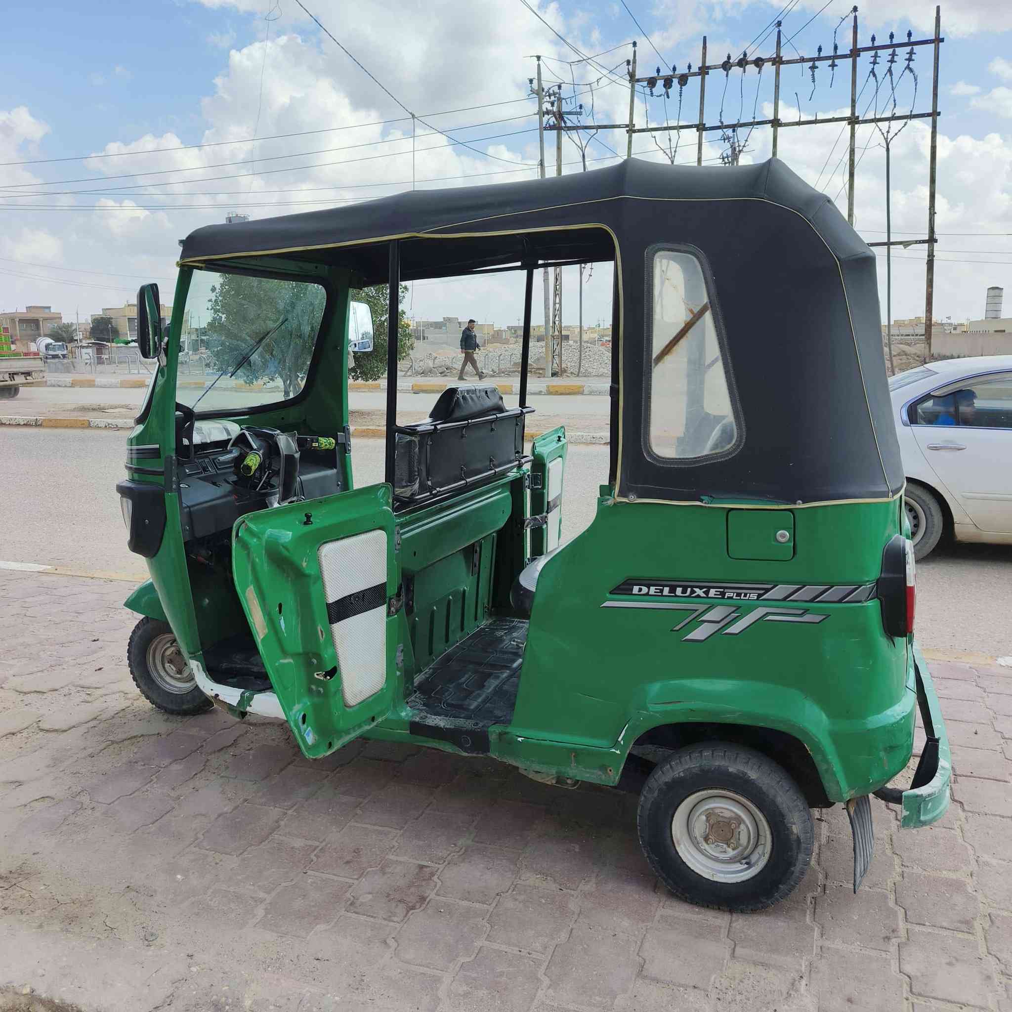 للبيع 21شهر ال 9امرقم بابل مشروع وطني تحويل ابكل وكت السعر 6200بيه مجال قليل 
ذي قار الغراف ***********
