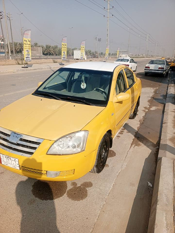 السلام عليكم شيريA5 للبيع او مراوس 2011
رقم بغداد مشروع وطني سنويه صاقطه 21
مصفره هيئه وغرامات 
تخم تاير اسبوع صارله حداديه جديده 
محوره مكينه وكير كامري ابو الجف 
تبريد ميشتغل تدفئه شغاله
بسمي ثاني يوم اداورلك 
شاشه تاب تحكم استيرن 
مكفوله من ضربه بيها مكانات صبغ اثر خياس فقط
السعر 35 وبيها مجال للشراي 
***********
***********
