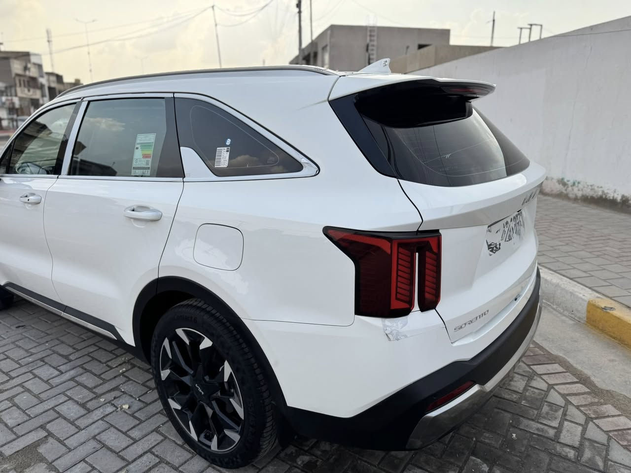 كيا سورنتو 2025 خليجي كفالة عامة بدون صبغ او بارد ضمان نم 5 سنوات او 100 كليو رقم اربيل باسمي شرط التحويل مواصفات ويل 20 كشنات كهرباء 3 قطع تبريد باب كهرباء شاحن واير ليس كير ماوس اوتو هولد هند بيرك كهرباء بردات خلفية مود درايف شاشة ابل كار بلي مع كامرة دوارة حساس امامي وخلفي مري شفط وترحيب فول تحكم ستيرن شفتات ستيرن مكاني بغداد السعر 313 ورقة وبيها مجال بصمات ثنين وارضيات الشركة السيارة جاهزة حتة دهن المحرك جديد ماشة 20 الف كيلو  ***********
