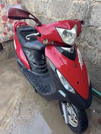 سيام كوري • باتري واكف • قابل تفاوض