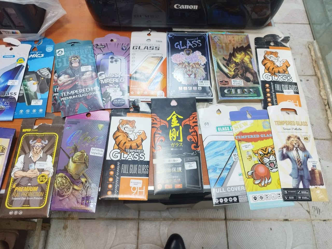 الزكه كافه الموبايلات للبيع تعزيله محل  ***********
