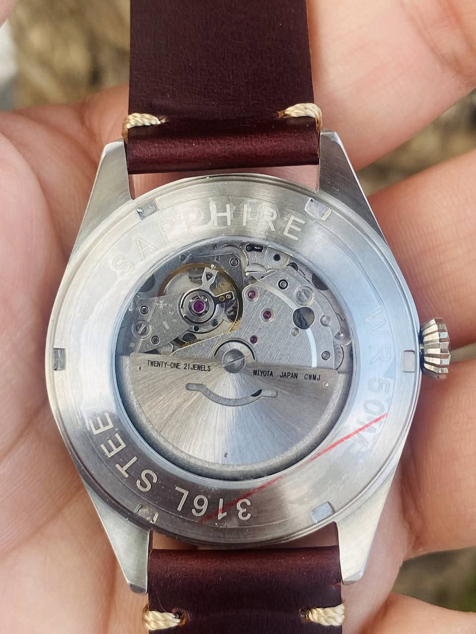 ساعة يد طيارين المانيه  اوتوماتيك
مكينة مايوتا ياباني كشف اصلي .

سير جلد طبيعي لون بني مميز .

مقاومة للماء والخدوش .

الساعه جديده لوك .

القطر 40.

لامينوس اميال ومؤشرات بالكامل.


**إذا كنت صاحب هذا الإعلان وتريد حذفه لأي سبب، رجاءا أرسل رسالة إلى الدعم الفني**