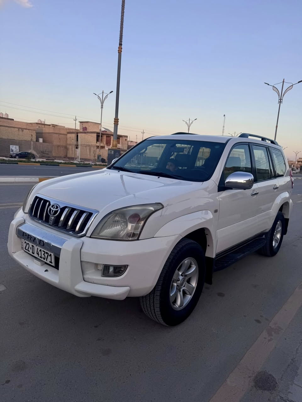 برادو 2005كويتي VXفتحه ثلاجه كشنات كهربائيه مكينه 6سلندر 7راكب مكاني كربلاء ***********
