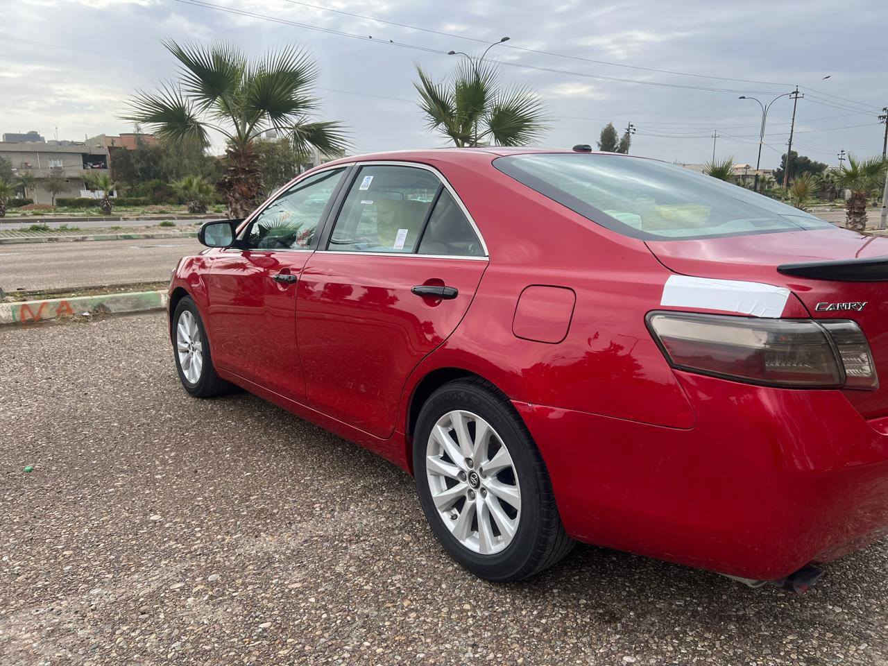 سلام عليكم سياره كامري موديل 2009 كندي محرك 6 سلندر كير محرك افلون بلادي سياره بدون صبغ سياره كل وضع شركه اربعه تايرات اربعه ويالا جديد داخل صحراوي كشن كهرباء شاشه وكاميرا سنويا جديد رقم جديد دفتر بنزين بيها سيارة بدون حالوب سيارة وضع شركه السعر 115 رقم موبايل *********** كركوك, العراق
