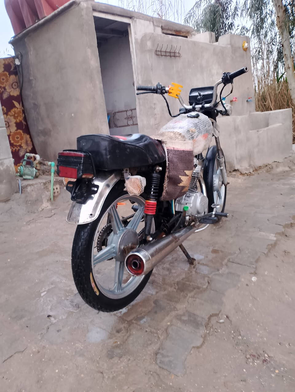 سلام عليكم دراجة البيع نضيفه كلك مكفوله مكان كربلاه الابراهيميه ***********
