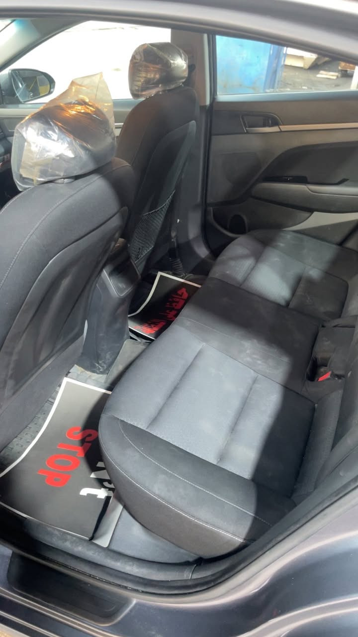 السلام وعليكم للبيع النترا موديل 2017 رقم سليمانيه باسمي تحويل ثاني يوم السعر 125 وبيهه مجال بسيط للاستفسار ***********
