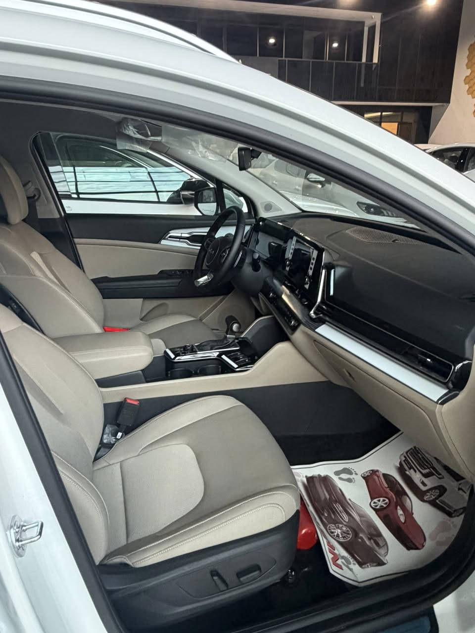 السلام عليكم
سبورتج خليجي 
ام الضمان ٢٠٢٥ 
فورويل4x
رقم بغداد 
كشنات تدفئه
بصمه 
صندوق كهرباء
السياره فول عدا الفتحه عنوان السياره  بغداد-معارض النهضه
السعر ٢٤٠ وبيها مجال بسيط
للاستفسار اكثر الاتصال على الرقم
***********
