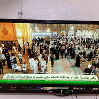 شاشه نوع zoom قياس ٣٢ للبيع ب ١٠٠ الف  للتواصل واتساب 07800881489