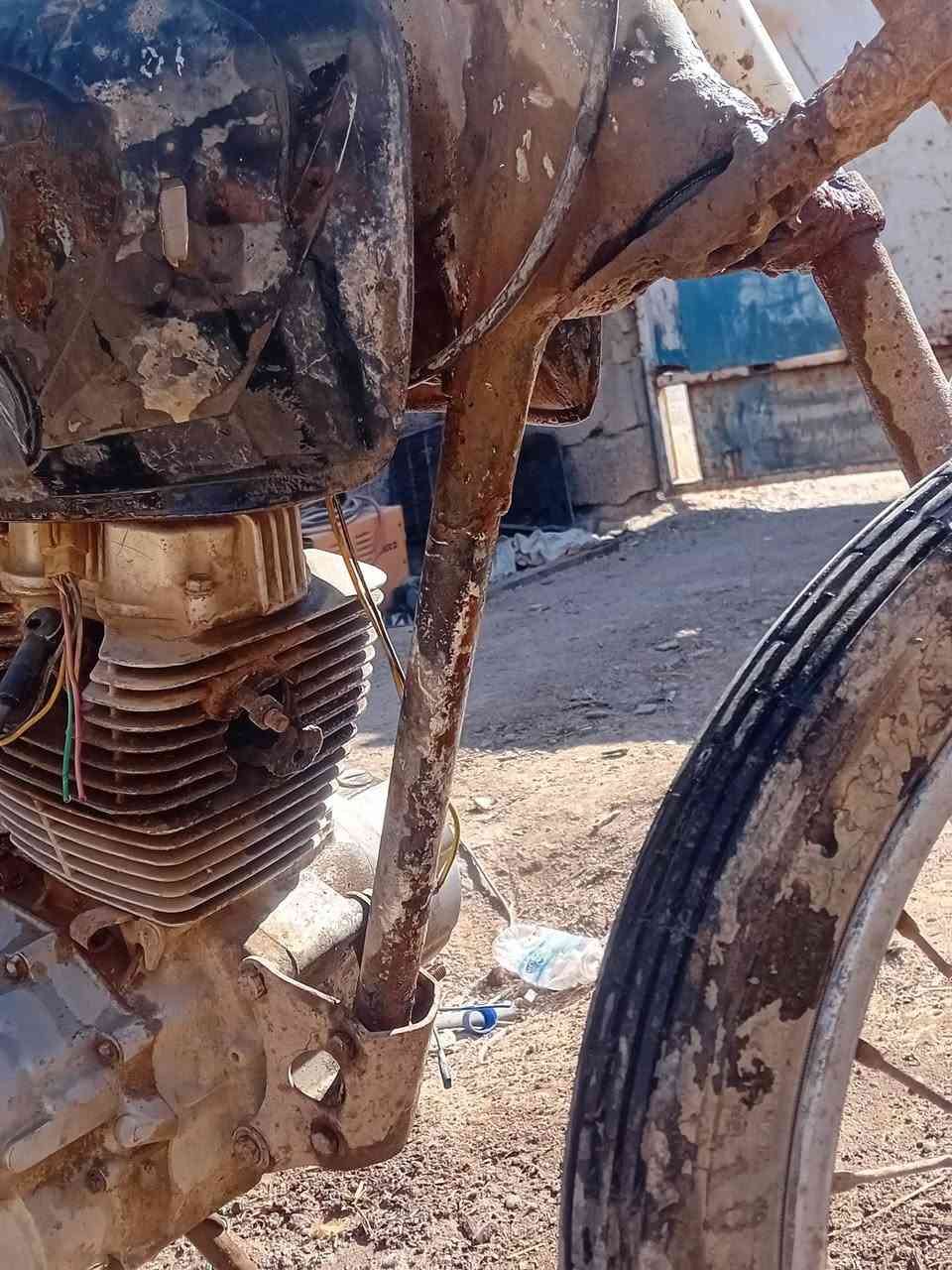 سلام عليكم دراجة متروكه شاصي نامه البيع ***********
