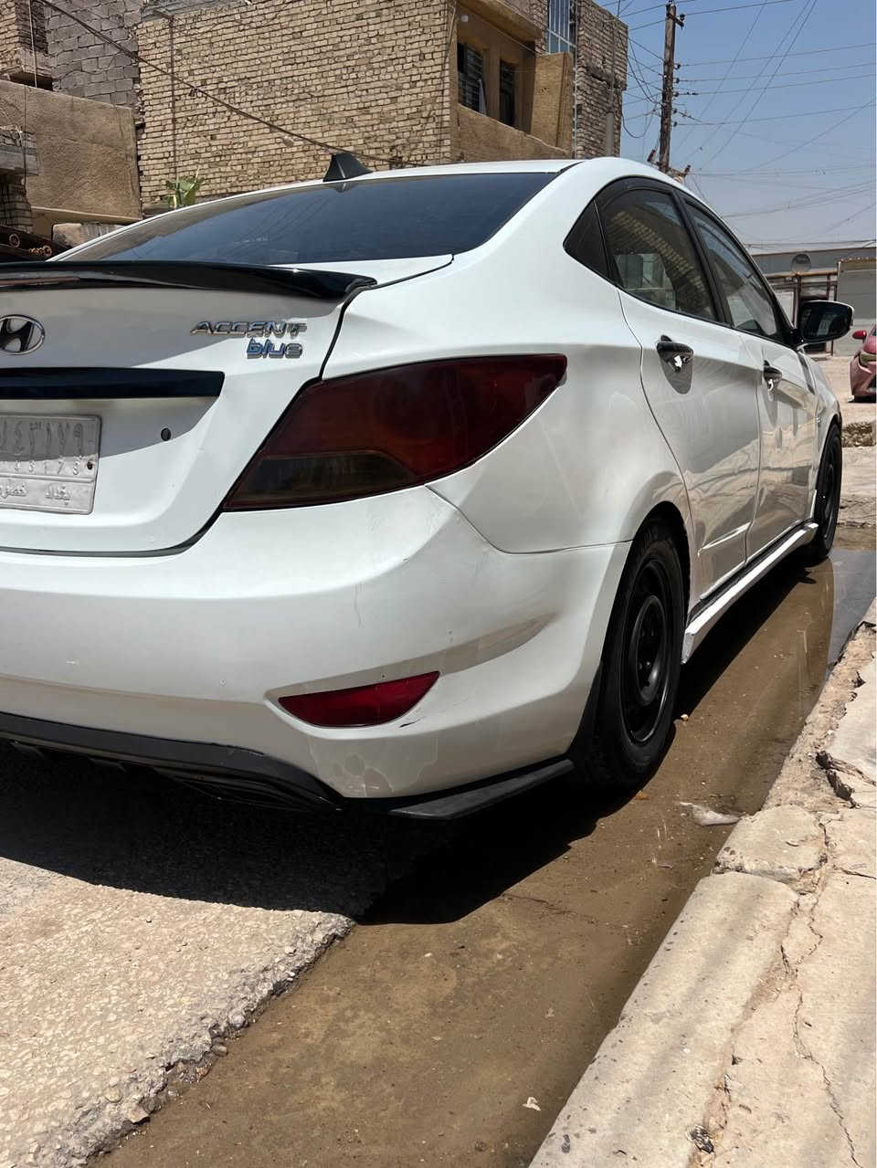 ⚫️اكسنت 2013 خليجي 
محرك1600 دبل قطرة 
⚫️كير جيد
⚫️محرك جيد
🟣تبريد ثلج
⚫️اشاير مري
⚫️تحكمات جهتين 
🟣شاشة 

ملاحظة بيهة مكانات صبغ 
الجاملغ بي حادث بسيط ونصبغ الباب والجاملغ 
والهلالات الخلفية. حت لا اتعبك ولا اتعبني 
سيارة من 2020 يمي 
الدورة ابو دشير
0️⃣7️⃣7️⃣0️⃣7️⃣2️⃣0️⃣9️⃣5️⃣2️⃣3️⃣
السعر 80$ بغداد, العراق


**إذا كنت صاحب هذا الإعلان وتريد حذفه لأي سبب، رجاءا أرسل رسالة إلى الدعم الفني**
