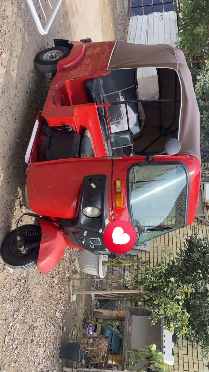 تكتك البيع موديل 18 بلاديه شهر 11 سعر 5 و 800 رقم سنويه نكليزي  ‭0776 710 1407‬
