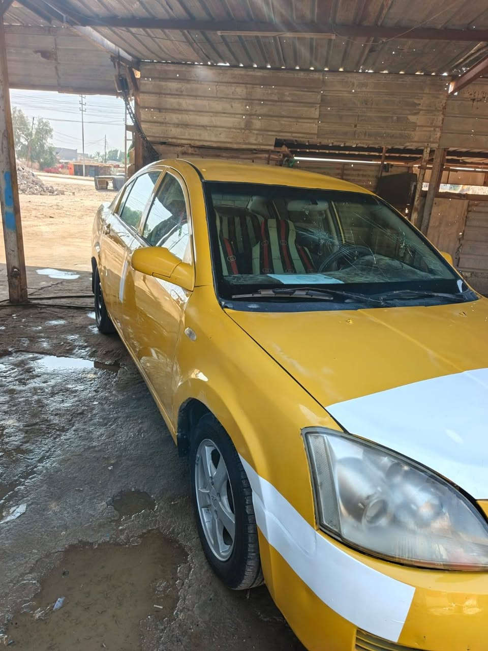 السلام عليكم شيري ، A5 موديل ١٣صفره رقم قادسيه مصفره هيئة وغرامات تحويل مباشر كير ومحرك كامري ابو الجف ١٨٠٠ مال حاويه شرط صدر جديد سيارة جاهزه من كلشي خير من الله السعر ٣٠وبيه مجال شي بسيط المكان واسط الصويرة ***********
