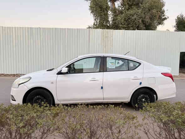 ياالله السلام وعليكم نيسان سني البييع موديل 2018  هندي أبليتة الزركة بيها جاملق خلفي صبغ اثر طخة خفيفة بدون لادواخل ولاشي والباقي كفالة عامة 
كير ومكينة على وضع الشركة مامفتوحات 
( تبريد ،،،،، تخم تاير ،،،، حدادية امامية وخلفية ) كلة جديد غرفتها على وضع الشركة ماشية 81k  جاهزة على آخر حباية ماناقصها شي  بسمي تحويل مباشر  السعر 95  وبيها مجال بسيط
الاستفسار ***********/مكاني بغداد
