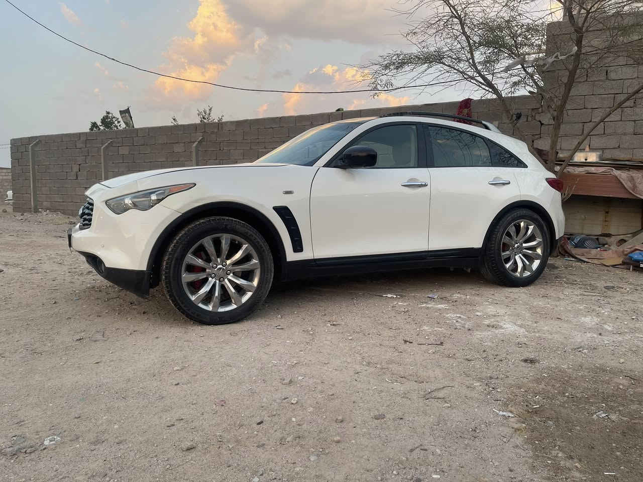 بيع او مراوس
انفنتي  infiniti   fx35 

 موديل 2010  خليجي (سعودي) اعلى فئة محرك 6 سلندر 3500 مكفوله بلادي كير بلادي

رقم بصرة 

مواصفات فول

فتحة سقف بصمه تشغيل بصمة ابواب بصمة جنطه جنطه شفط

دفع رباعي 4WD

سيدي جنجر خلفي بالجنطه ياخذ ٢٤ سيدي  وديفيدي بالحصان

 ٤ كاميرات  ٣٦٠ درجه 

شفتات ستيرن تبترونك

كشنات جلد 

كراسي كهرباء خزن ميموري  وتدفئة وتبريد الاماميه

تبريد قطعتين ثلج

دمام خلفي مع سستم صوت bose

اشاير مري ومري قلاب وشفط 

حساسات

دبل كزوز 

بجم زنون

 كشرها نظيف بيه 3 قطع صبغ بدون معجون

البصرة الزبير

سعر 115وبيهه مجال 

للاستفسار اتصال او واتس اب 

***********
