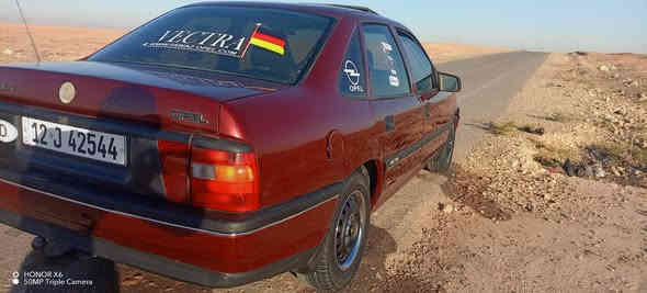 السلام عليكم اوبل فكتره حجم 18 موديل 92 رقم جديد وهزه جديده محرك نضيف بور تنه السعر 48 وبيها مجال الستفسار الاتصال بالرقم ***********
