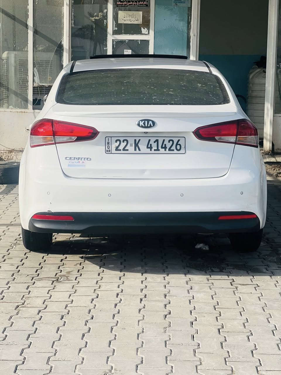 السلام عليكم 

سياره سيراتو مديل 2018
فول موصفات   فتحه
مكينه 2000
مري شفط
تبريد قطعتين 
خمسه ويل كب 
داخل بيجي
السياره بيها مكانين بارد خشم البنيد وطرف الجاملغ الخلفي 
مكاني نجف 
وهذا رقمي 
***********

السعر  158
