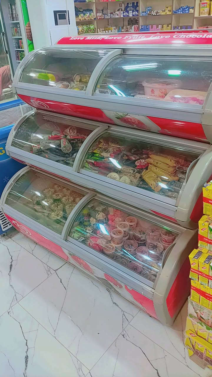 السلام عليكم عارضات للبيع عنوان كربلاء واريج اتصال على رقم الهاتف ***********
