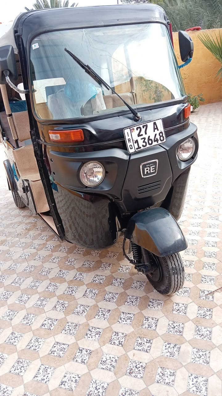 سلام عليكم  تكتك للبيع  2022محرك ما مفتوح بيه بس تكمه او رقمه نكليزي او ثاني يوم اب اسمك الدراجه نفس البل صوره الدراجه اب 8250 او بيه مجال قليل ***********
