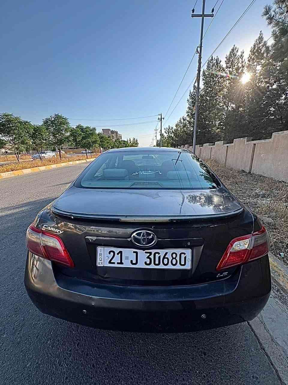Toyota Camry 2009 Le 
کـامری 2009 
 - هیچی پـێوە نیـیە 
 - تەنهـا کاڵ بوونەوەی هەیە و بێ بۆیـاخە 
 - تەقە و ڕەقە و کارەبای هەموو شتێک بە شەرت
 - ٤ تـایەی لۆکی لە ژێرە 
 - سەیارەکە بێ مەسروف و بێ کێشەیە 
 - سەنەوی تـا ٢٠٢٣٠ تازەیە 
 - کـارت بەنزینی هـەیە و بە ناو خۆمانەوەیە 
 - نـرخی کۆتای ٩٠ گەڵا و مەجالێکی کەم     *********** شمشمل, السليمانية
