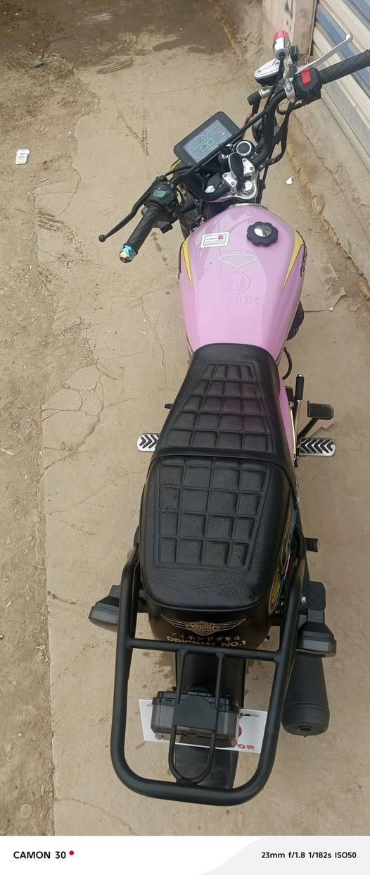 يا الله سلام عليكم دراجه للبيع سافان طالعه 15/10/2025 مكفوله كفاله عامه أوراق كامله كهربايات كله شغال دراجه ما ذب عليه ربع زيرو مكينه كارتون بعده وكيل دشبول كتروني دراجه شرط انضف من الصوره بعده زيرو السعر 825 وبيه مجال للشراي اتصل وبيك خير وتدلل ***********
