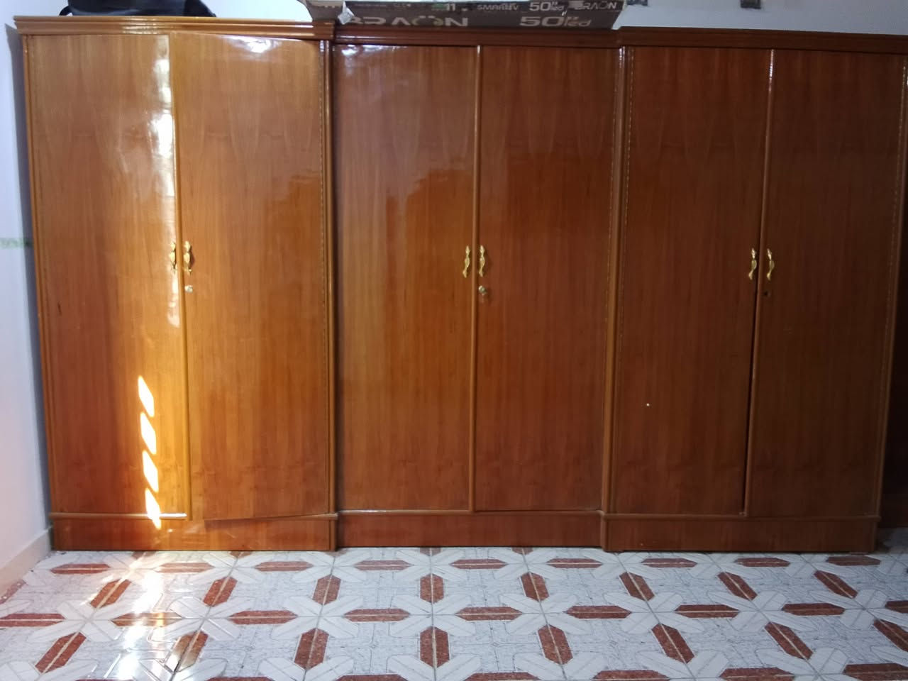 غرفة نوم تسكام مستعمله قليل لبيع سعر 700وبيه مجال تواصل على خاص


**إذا كنت صاحب هذا الإعلان وتريد حذفه لأي سبب، رجاءا أرسل رسالة إلى الدعم الفني**
