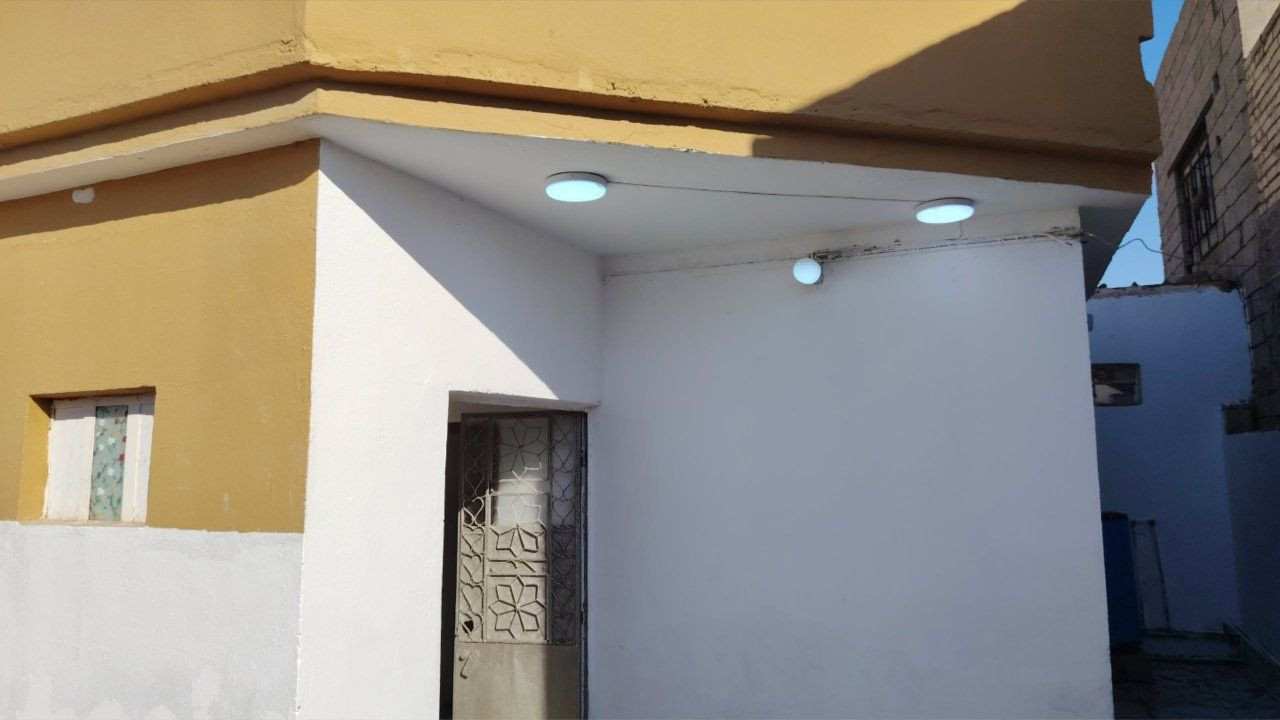 السلام عليكم بيت البيع حواس شارع معرض حجي ناطق مساحت البيت 230متر وسعره مناسب تصال عله هاذه الرقم ***********
