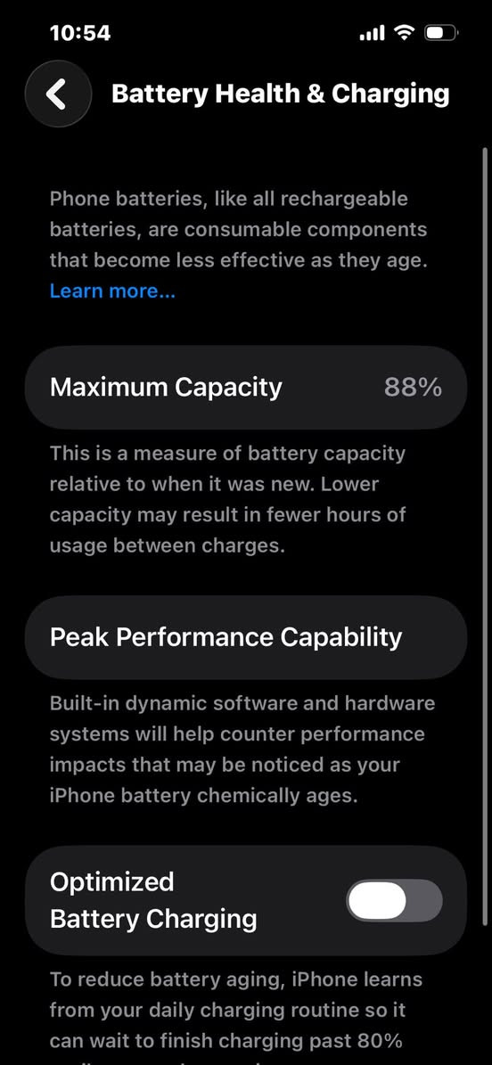 السلام عليكم ايفون ١٣ عادي اخو الجديد تحت الظمان ذاكره ١٢٨ للبيع او مرواس با ايفون اقل منا للتواصل ***********
