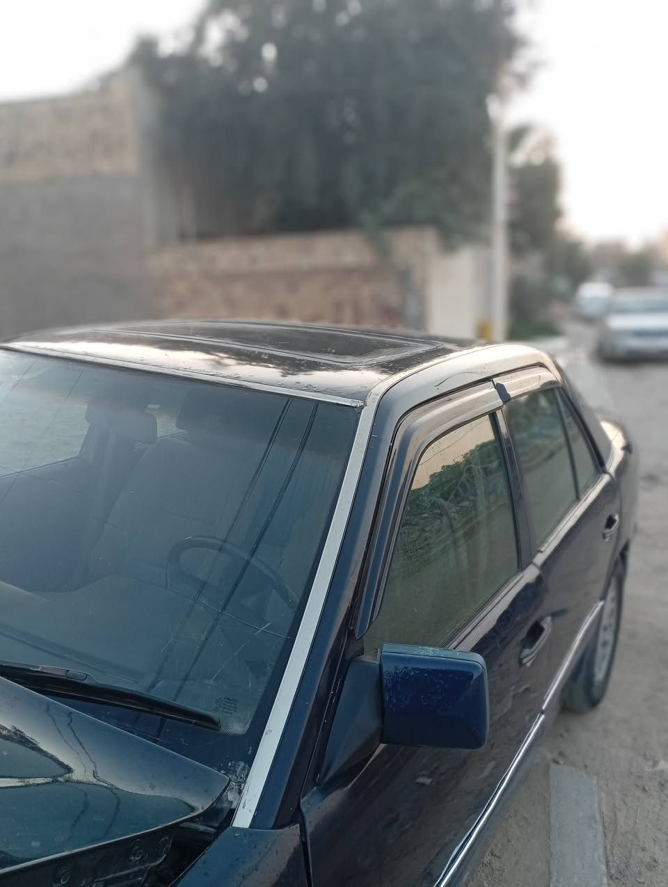 سلام عليكم مرسيدس دب
 موديل 91 سياره
 لون نيلي سياره جيس 
محرك فيفيتي ٢ونص سياره نضيفه 
رايده مراوس شعندك نزل بتعاليق أو بيع 
مكان سياره ميسان 
 سعر 52 وبيه مجال 
اتصال فقط وتساب \***********
