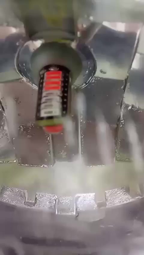 السلام عليكم دراجه سيكنيز للبيع 2014 سعر مليون وبيها مجال مكان بابل ***********
