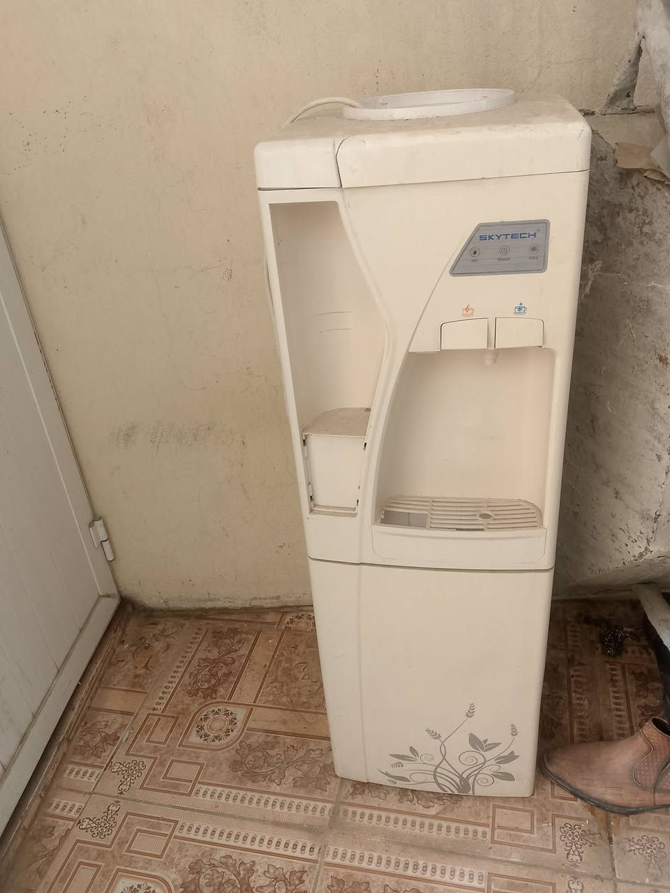 معرض براد تلفزيون السعر 70 بها مجال ***********
