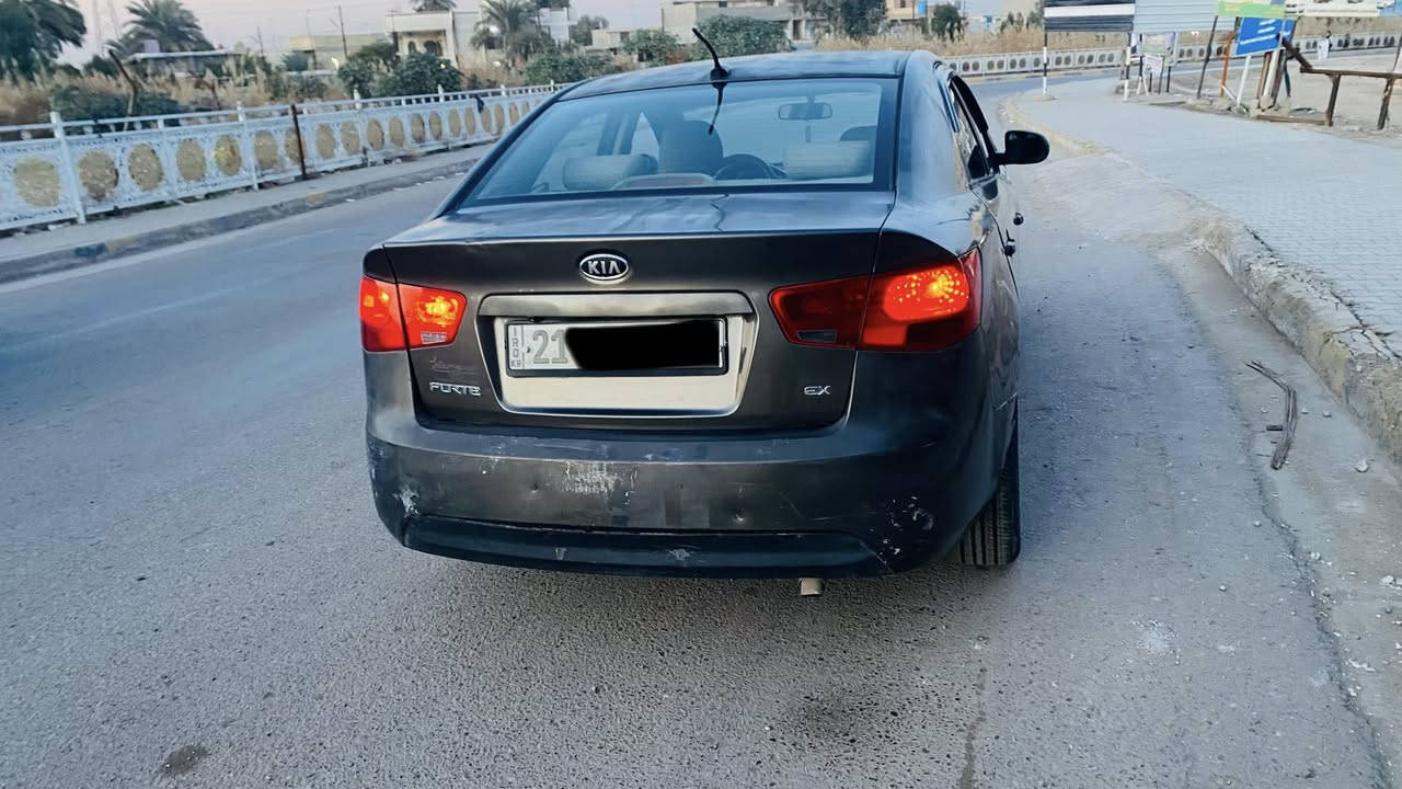 البيع
فورتي مديل 2012
امريكي 
مكينه 2000
كير 8 نمر 
كير مكينه مكفولات 
كهربايات كله مكفوله 
تخم تاير حداديه 85 /100
جاهزه السياره رقم شمالي سليمانيه 
العنوان بغداد السعر 74 وبيه مجال قليل 
الهاتف ***********
***********
