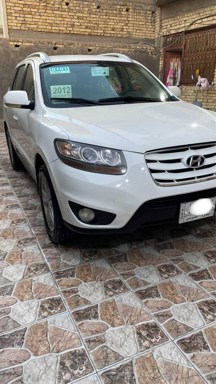 سنتافيا للبيع موديل 2012 رقم بصره بسمي 7 راكب 
اتصل *********** محرك 6 سلندر مكفول من الفتح ومن الصوت والتنقيص والتبخير حداديه صار 15 من نافضها كلها تبريد تدفئه كله شقال تخم تاير السياره كفاله من الضربه والصبغ والبارد والتبديل والسعر 165 العنوان بصره البصرة, العراق
