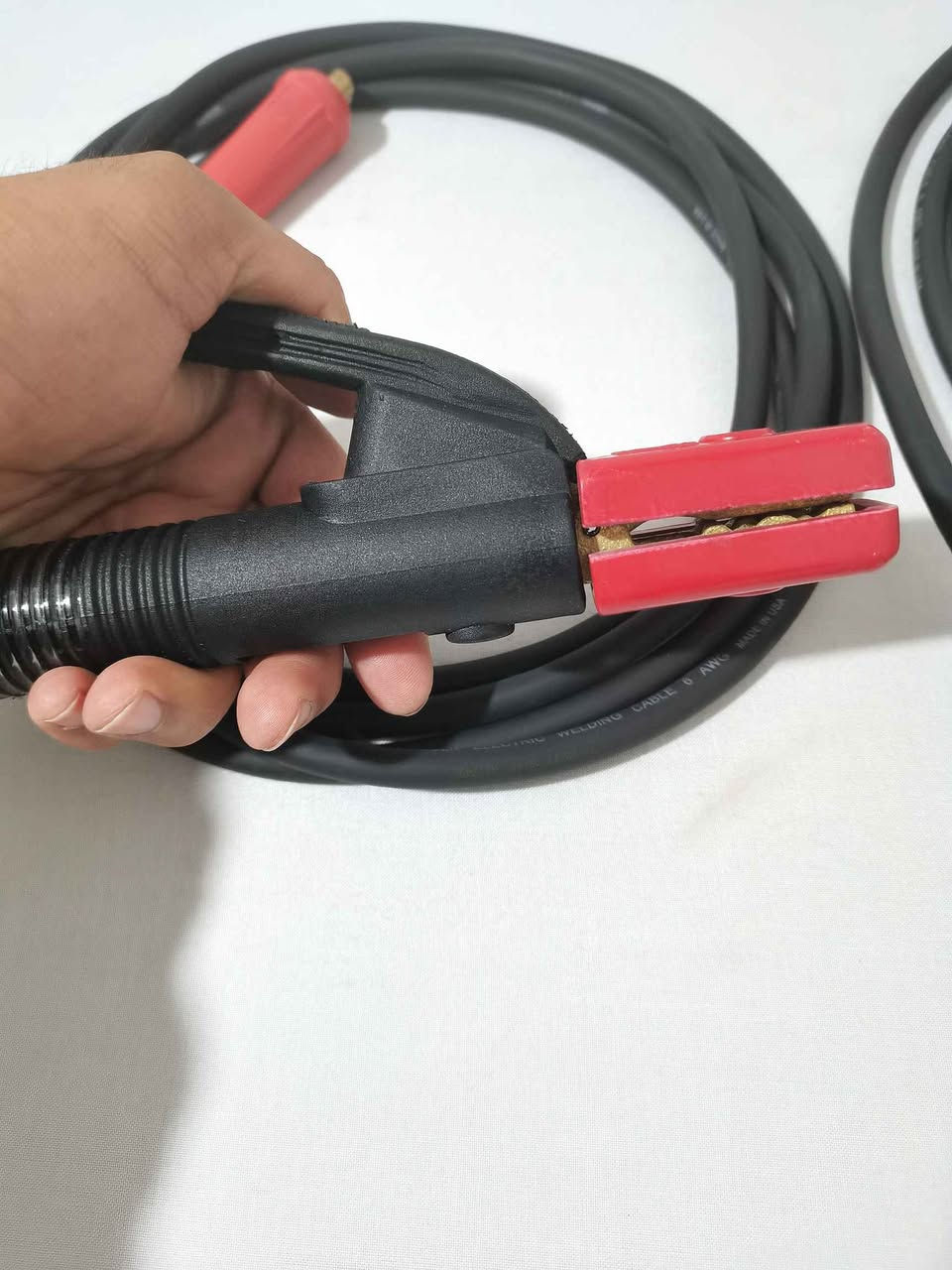 للبيع كيبلات الحيم إنتاج شركة لينكوالين

صناعة أمريكية 🇺🇸

نحاس مئة بالمئة فائق المرونة

طول الواحد ٤مثر الطول الكلي ٨متر

جدد غير مستعملات

مكاني البصرة القرنة *********** القرنة, البصرة
