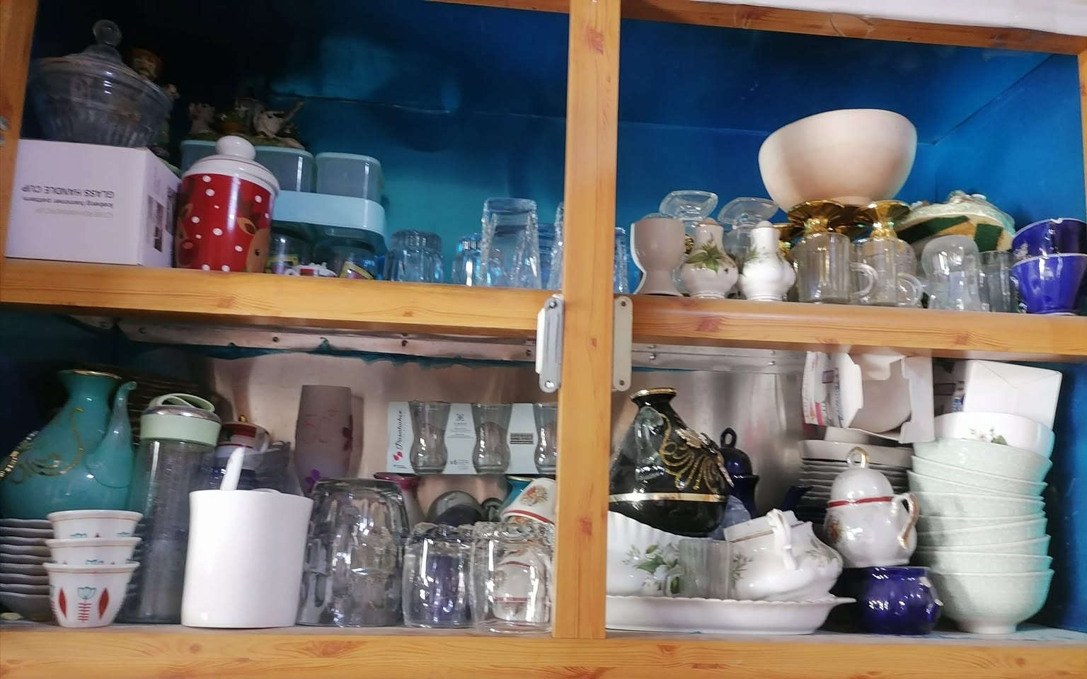 السلام عليكم كاونتر للبيع بي بس هذا الكسر الي بالصورة نضيف كلش ب 175الف وبي مجال للشراي للاستفسار ع الرقم ***********
