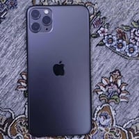 آيفون ١١ برو ماكس ٢٥٦ • فيس ايدي شغال • مقفل