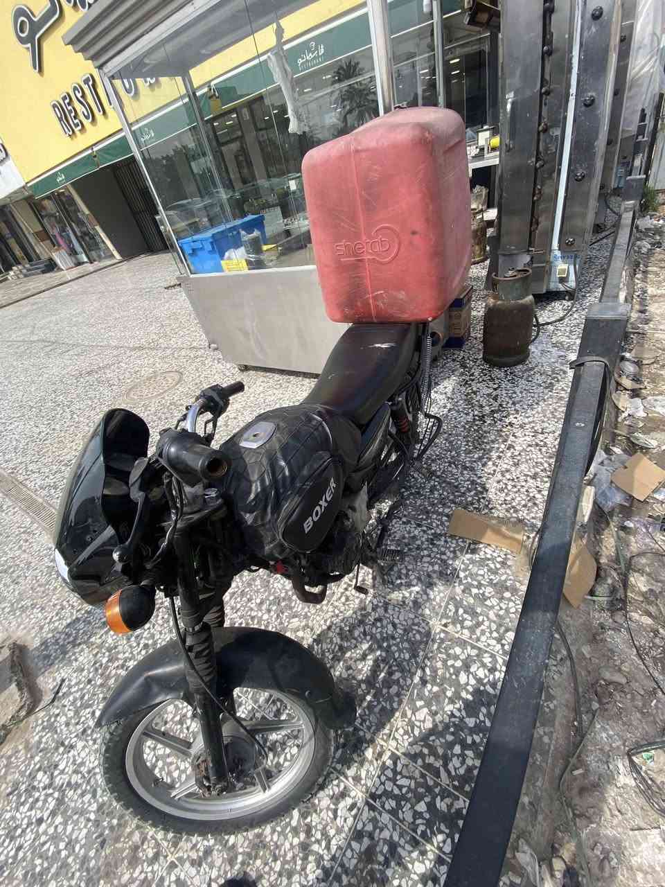 للبيع بوكسر موديل ٢٠٢٠ كاملة مابيها نقص سلف هندر كهربايات كلها شغالة مكينا خير من اللة رايدها ٦٠٠ وبيها مجال قليل مكاني منصور *********** واتساب
