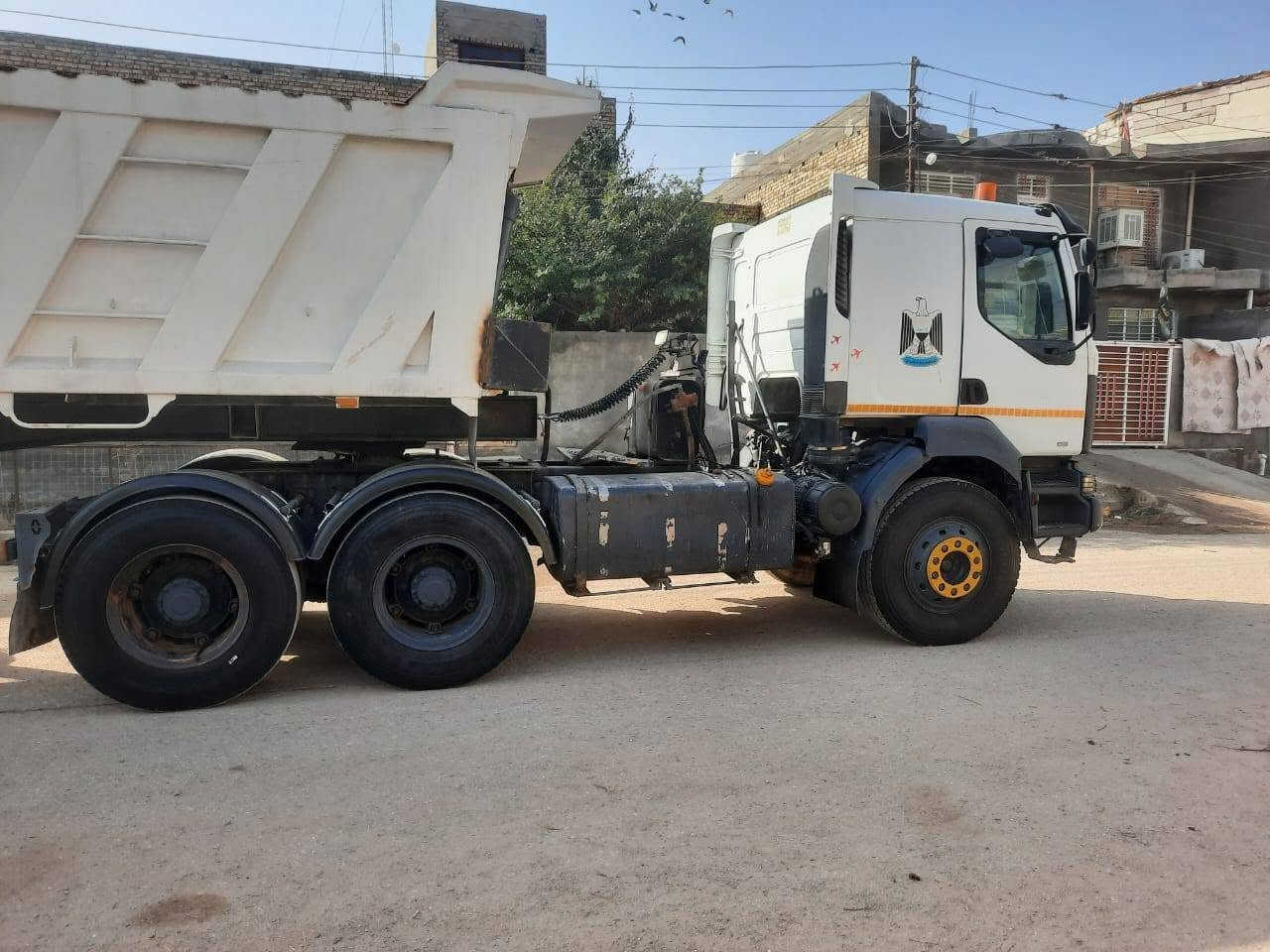 للبيع⛔⛔⛔
رينو مواصفات دولة بم ونوزل اصل حجم 400 راس تريله سكس مجموعة جي اف تخم تاير كير حصيرة حجم 221 شاصي مكفول رقم واسط انكليزي بالسنويه راس قاطرة ونصف مقطورة قلاب السنوية لل 28
ارجو استفسار اتصل على الرقم  ***********
***********
