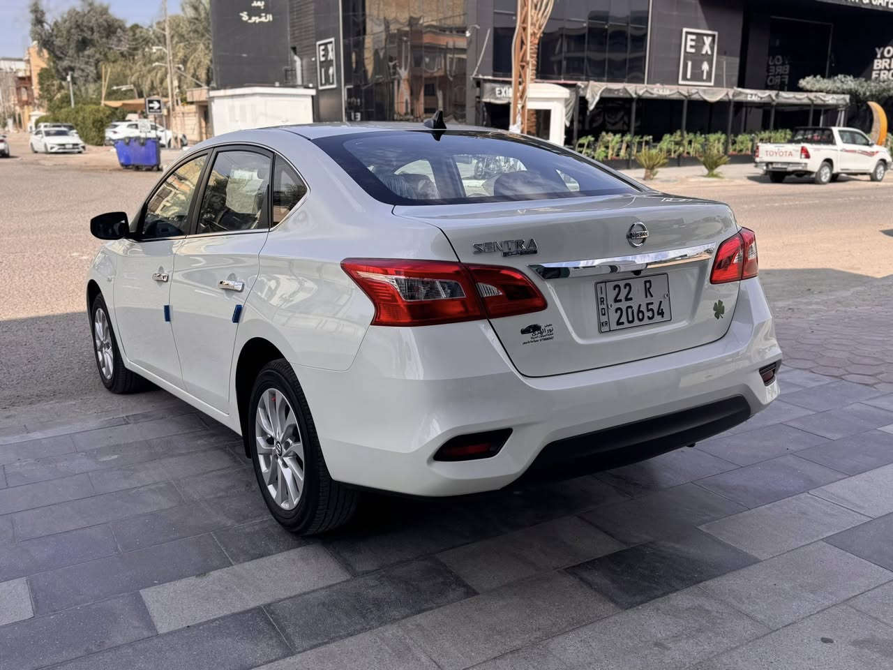 نسان سنترا موديل 25 رقم اربيل دولي ماشيه 9 الاف كفاله عامه سعر   128 مكان البصره  رقم الهاتف ***********
